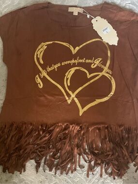 Fringe Hem Heart Graphic Blouse in Brown with Gold Print